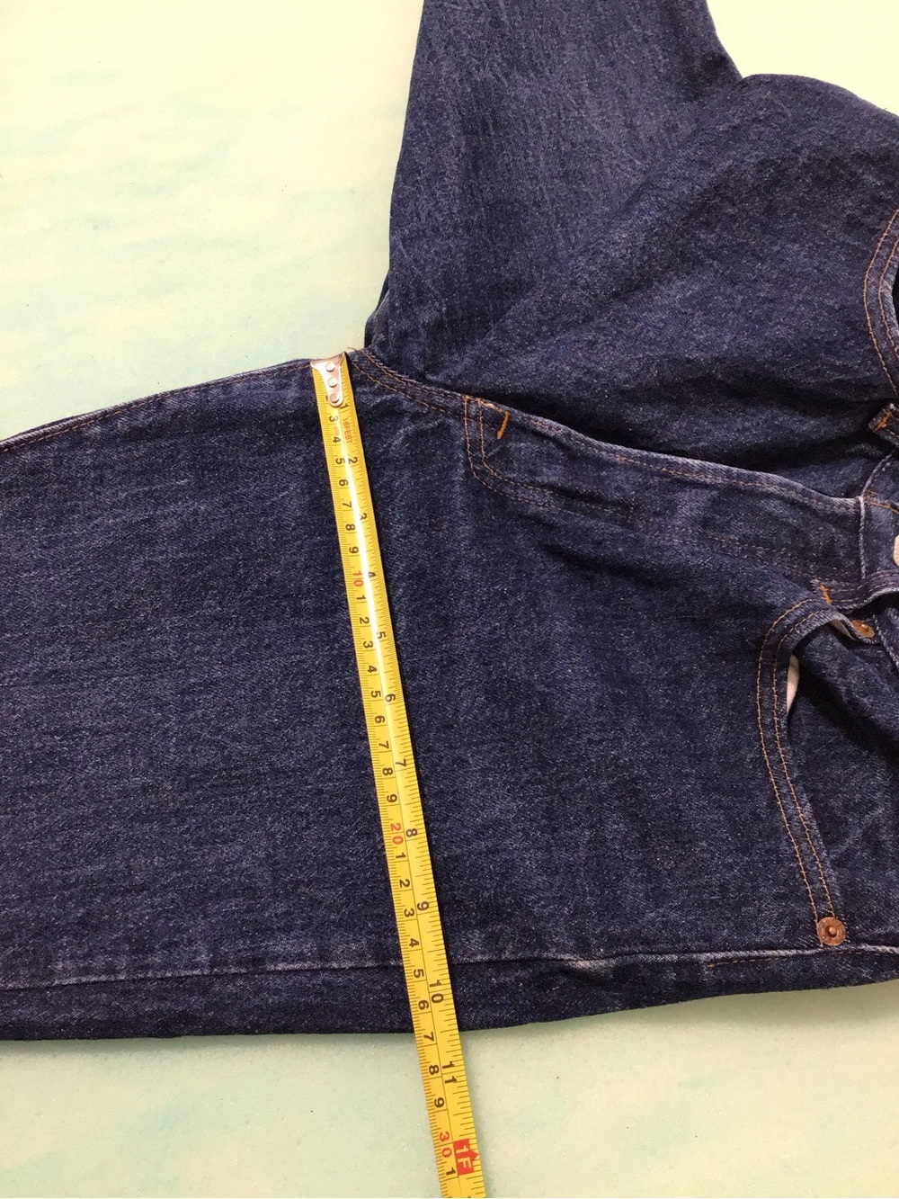 Vintage 1983 Levi’s 501 Women Dark Wash Jeans 26x32 7M Red Care Tag Made in USA - Picture 11 of 15